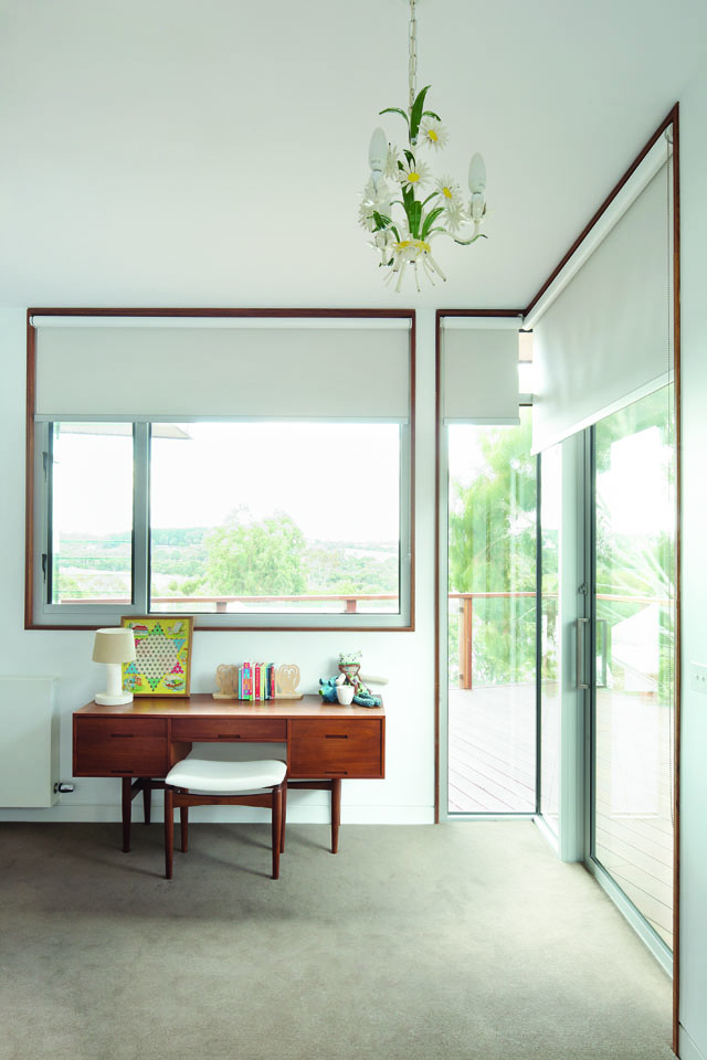 Roller blinds for Geelong homes